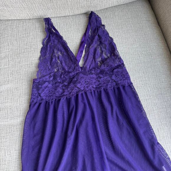 Purple lace babydoll lingerie - Picture 2 of 4